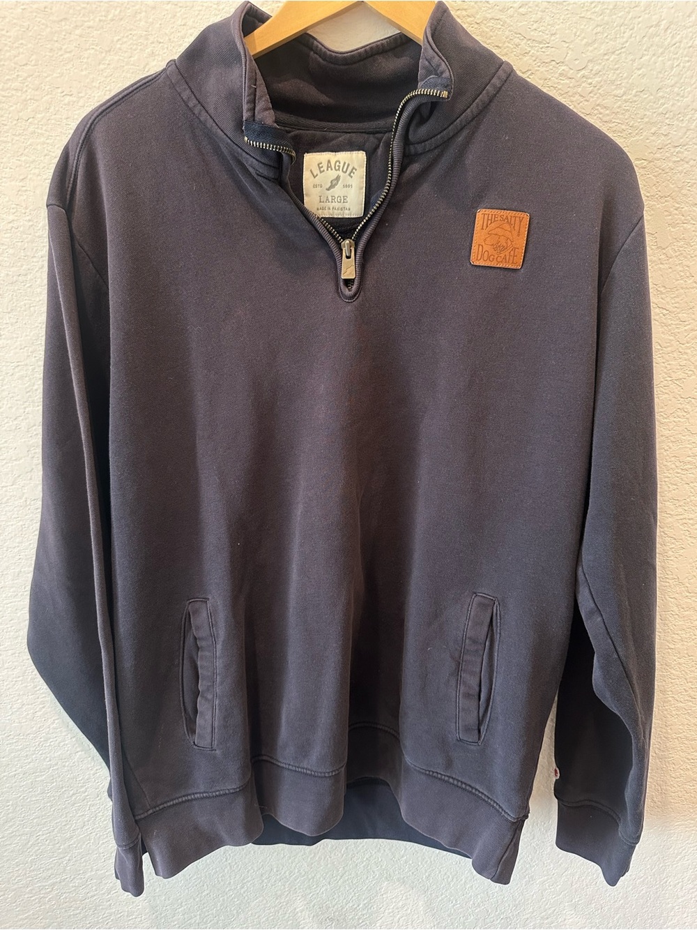 League The‎ Salty Dog Cafe Mens Large Quarter Zip Sweatshirt Gray Pullover